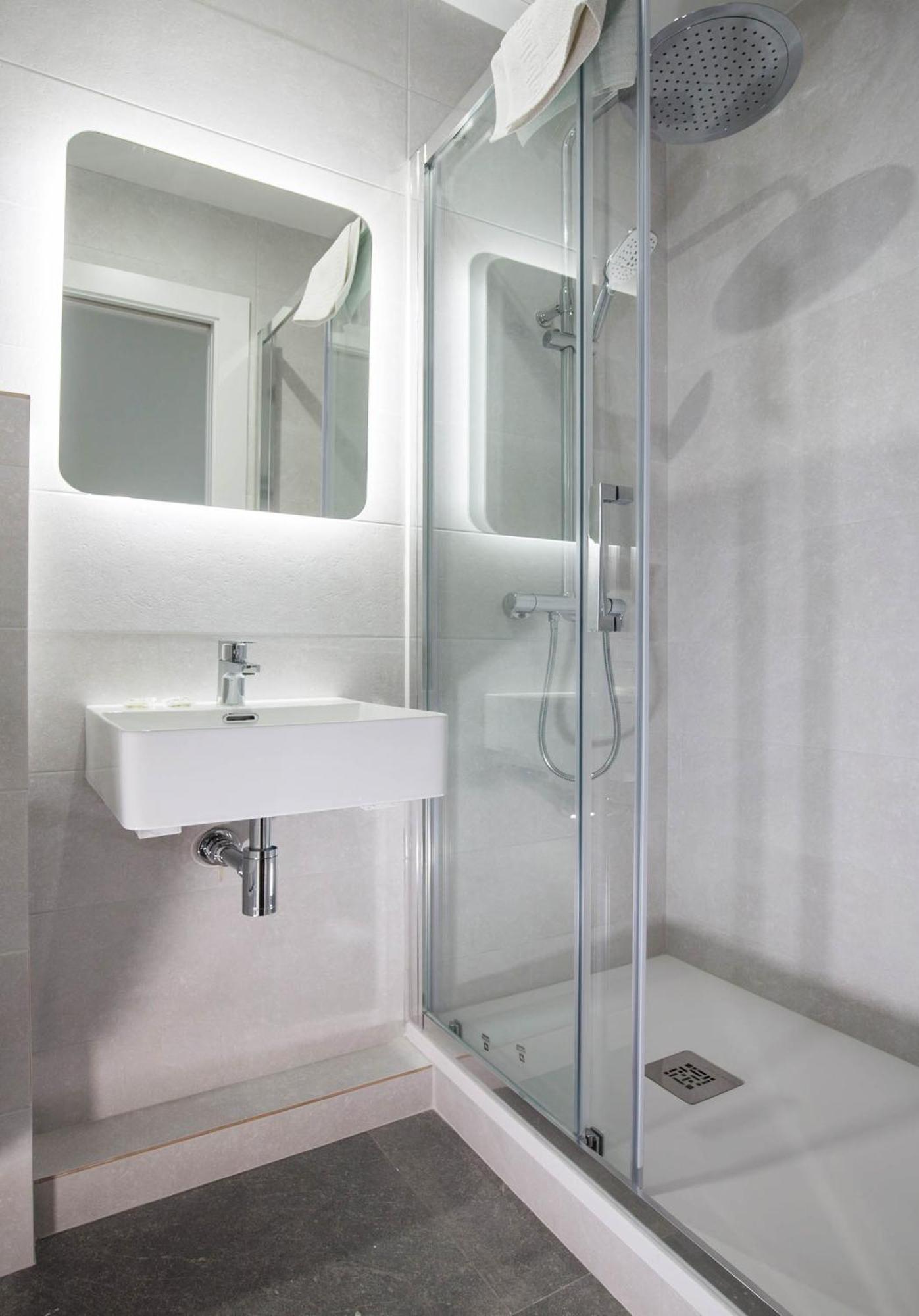 Excelsior Guest house 2*